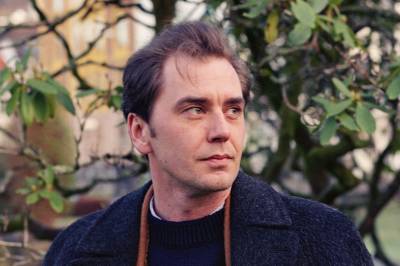 – Drar Petter Dass ned i sølen