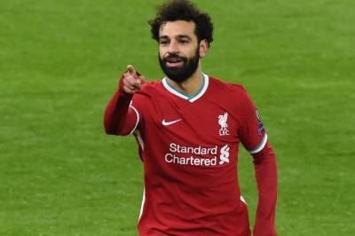 Arne Slot skal i dag snakke med Mohamed Salah om hans fremtid i Liverpool
