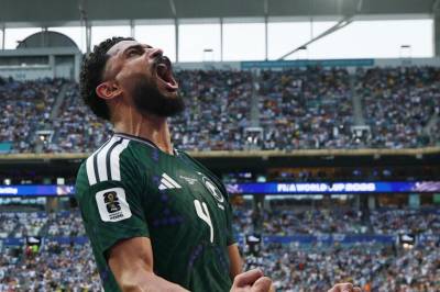 Saudi-Arabia sjokkerte igjen – så slo Uruguay tilbake