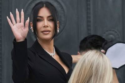 Kim Kardashian får 1 euro i erstatning etter Paris-ranet