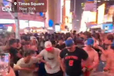 Elektrisk stemning på Times Square