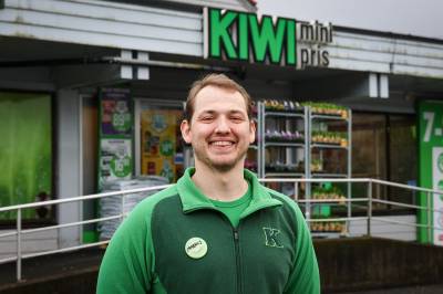 – Satt på skolebenken og savnet jobben