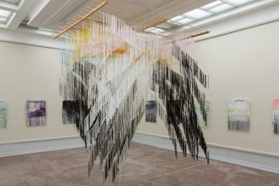 Outi Pieski ved Trondheim Kunstmuseum: Umulig å gå uberørt fra denne utstillingen