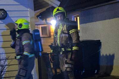 Leilighet ubeboelig etter røykutvikling