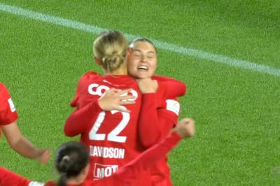 Se høydepunktene: Brann herjet i serieåpningen