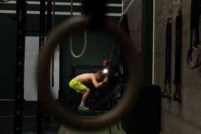 Råskinnet Henrik (15) har blikket festet mot verdenstoppen