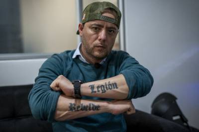 Journalisten fikk kjenne regimets brutalitet på kroppen