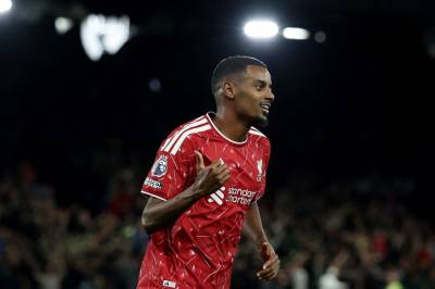 Isak-dobbel for Liverpool – tok sesongens første seier