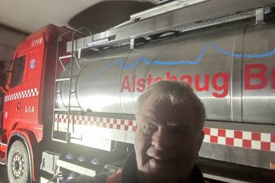 Brannvesenet hjelper ambulanser over Helgelandsbrua