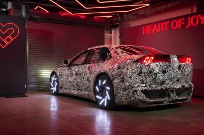 BMW tenker nytt om elbil