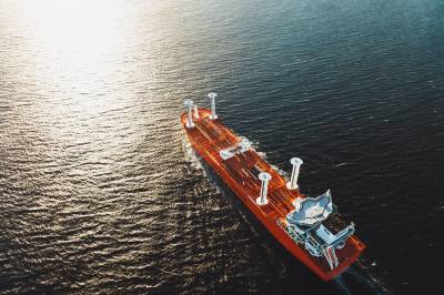 Seiler smartere: Nye værdata gjør at tankskipene unngår monsterbølger