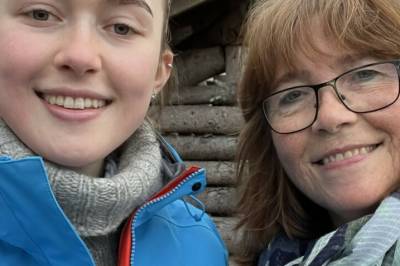 Legen ba Kristine ta med begge foreldrene og komme