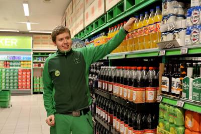 Kristoffer jobbar ein dag i veka: – Fint at dei gir folk ein sjanse