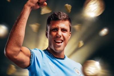 Rodri og Aitana vinner Ballon d'Or i en seremoni preget av Real Madrids boikott