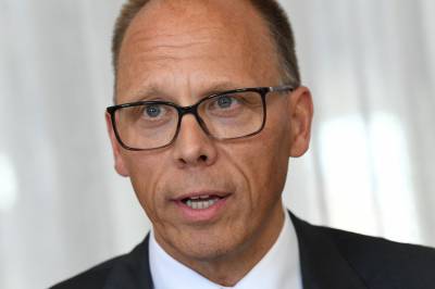 14 rentehopp for kundene: Nordeasjefen doblet lønna