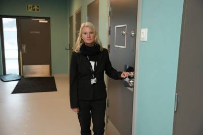 Åpnin­gen kan ryke – mang­ler ansatte