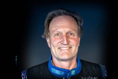 – Jeg har fortsatt samme kone, samme jobb og samme hobby