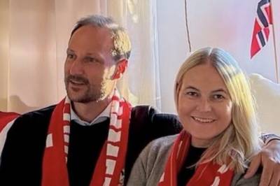 Slottet deler bilde av Mette-Marit – ikke utskrevet av sykehuset