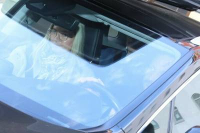 Mormor på besøk hos Marius