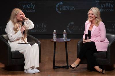 Enken etter den drepte akti­visten Charlie Kirk trakk seg fra stevne - skal ha mottatt dødstrusler