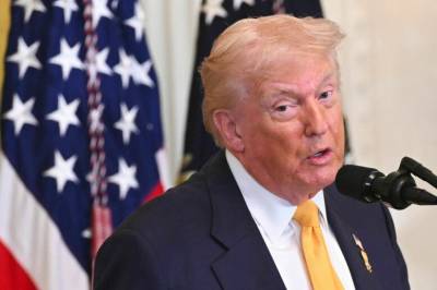 Beordrer frigivelse av UFO-filer