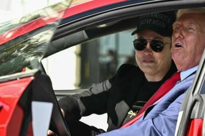 Trump vil vurdere å deportere Musk