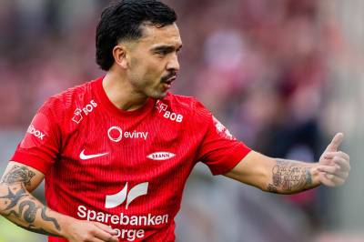 Sjokkfeiring: Viste fingeren