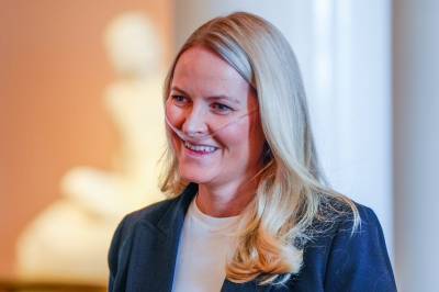 Mette-Marit vekker oppsikt i utlandet