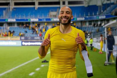 Glimt-profil forlenger kontrakten