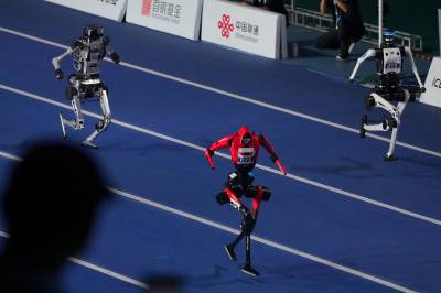 Robot slo Usain Bolts verdensrekord