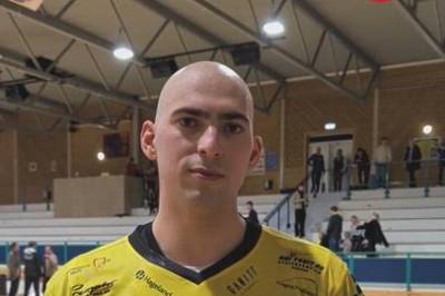 Fater er endelig tilbake etter skade