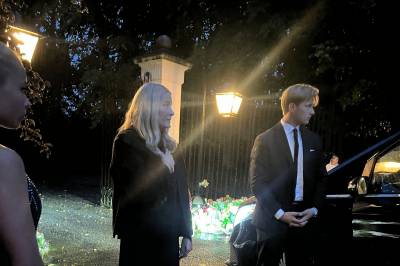 La ned blomster – så dukket Norges nye dronning opp