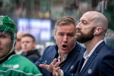 Norsk hockeytrener med historisk snuoperasjon