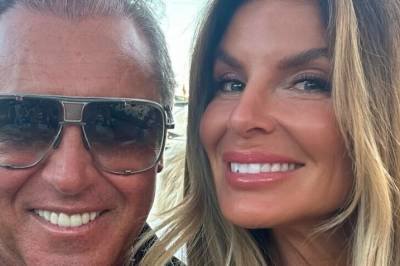 Flyttet fra ektemannen - deler ny melding