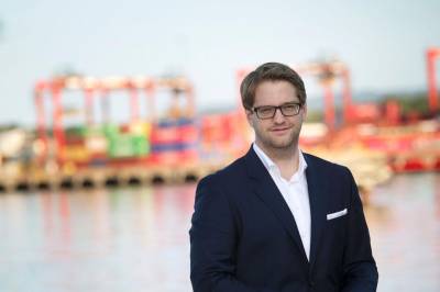 Jekker opp rederiaksje – men anbefaler ikke kjøp