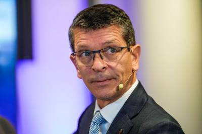 Tidligere Kongsberg-sjef selger aksjer: – Fortsatt veldig troen