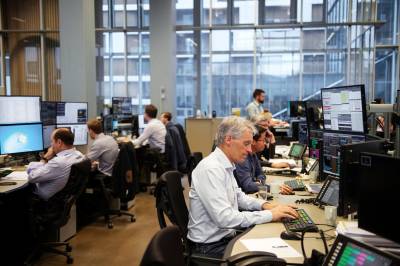 Se hvem som har millioninntekt i alle meglerhusene