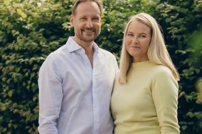 Slottet deler nytt bilde av kronprinsparet