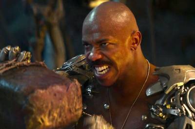 Mehcad Brooks gikk til en terapeut for å forstå Jax bedre for Mortal Kombat 2