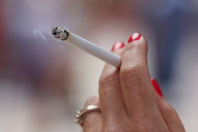 Spådom for 2026: – Smart­telefonen kan få samme status som røyking