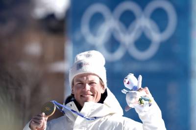 100 millioner til sjakksatsing: Klæbo investerer