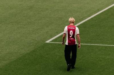 Kasper Dolberg på vei bort – i det dansk media kaller «sjokkovergang»
