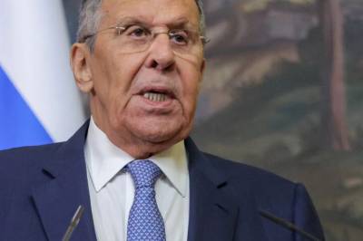 Lavrov advarer Nato: - Vil være legitime mål