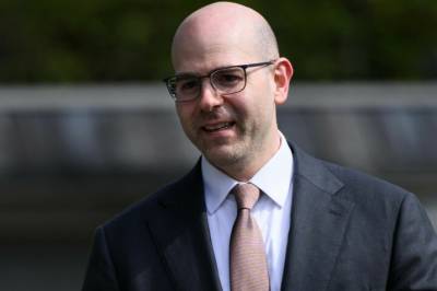 Trump-topp trekker seg