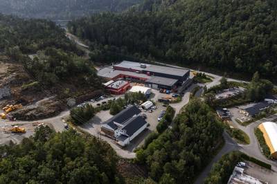 Hjørnesteinsbedrift permitterer ansatte: – Tøft for mange