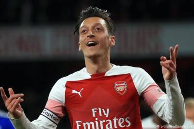 Hørte på advarselen mot å gjøre samme feil som Mesut Özil