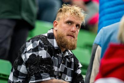 Pauls motstander saksøkt for vold av ekskjæresten – avlyser boksekamp