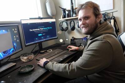 Nav mener han er ufør: Julian kan ha løst AIs største problem