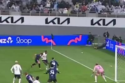 0-2: Richarlison, Tottenham Hotspur