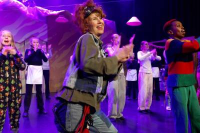 Doktor Proktors årlege juleforestilling i Molde